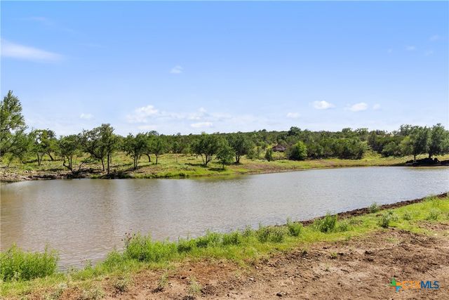 960 Gipson Road, Johnson City, TX 78636