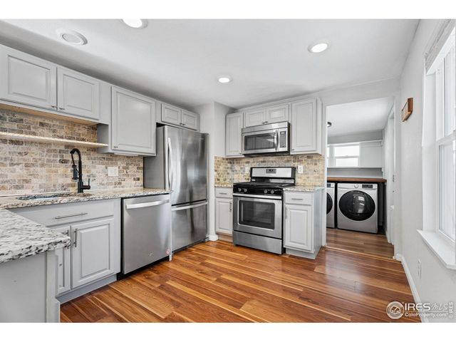 631 E 12th St, Loveland, CO 80537