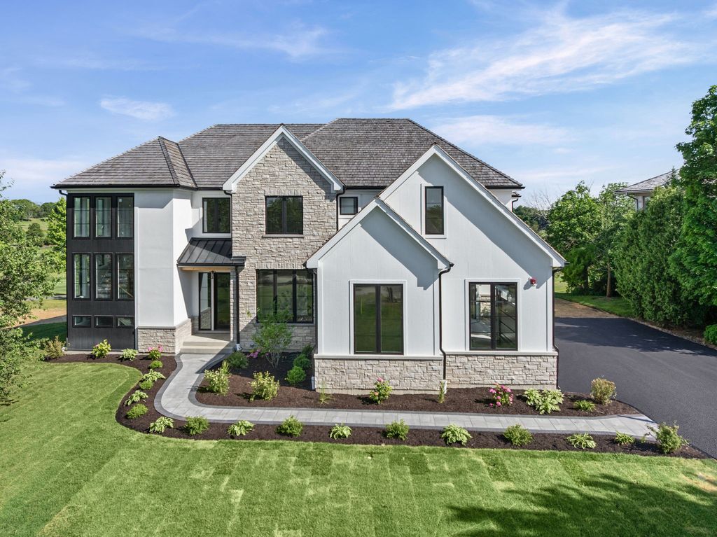 28920 N Niblick Knoll Court, Ivanhoe, IL 60060