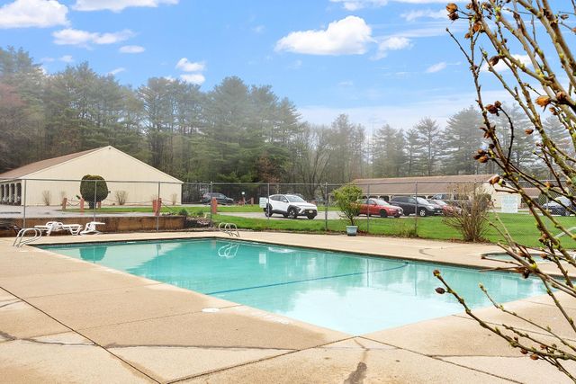 809 White Cedar Boulevard, Portsmouth, NH 03801