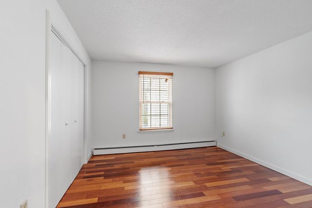 809 White Cedar Boulevard, Portsmouth, NH 03801