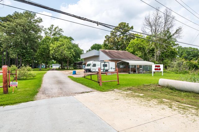 24919 Fm 2100 Road, Huffman, TX 77336