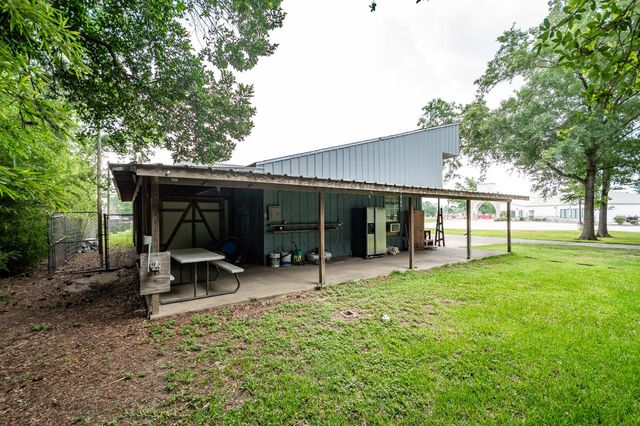 24919 Fm 2100 Road, Huffman, TX 77336