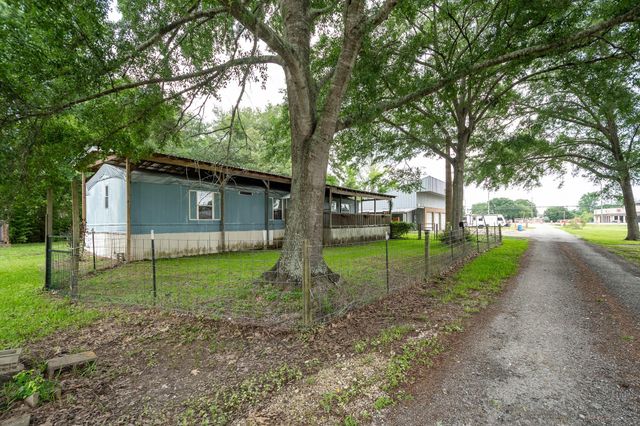 24919 Fm 2100 Road, Huffman, TX 77336