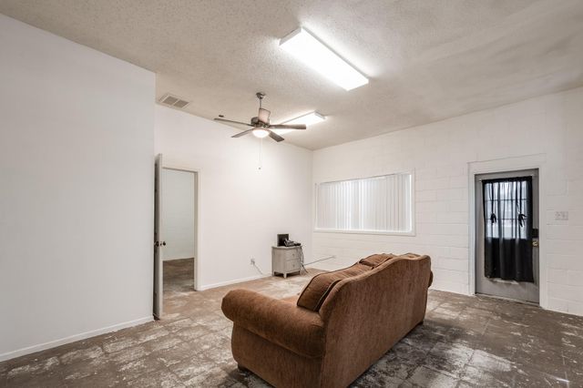 24919 Fm 2100 Road, Huffman, TX 77336