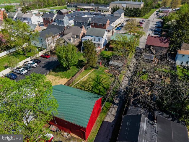 414 W KING ST, East Berlin, PA 17316