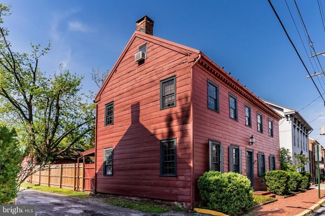 414 W KING ST, East Berlin, PA 17316