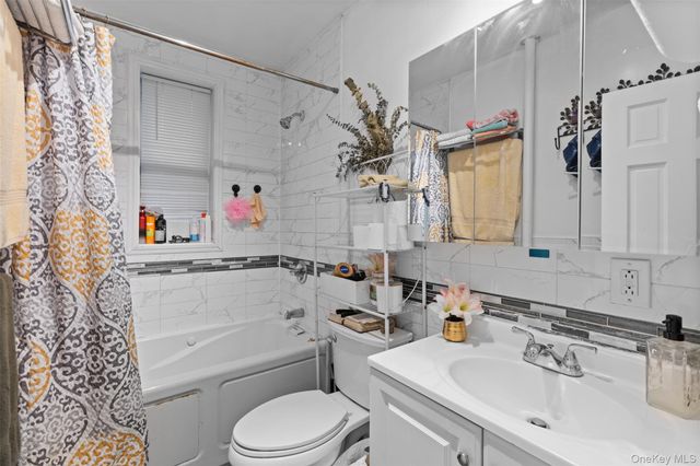 350 E 51st Street, Brooklyn, NY 11203