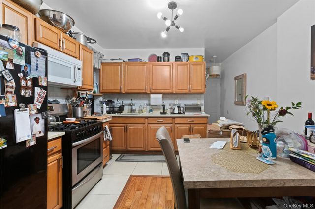 350 E 51st Street, Brooklyn, NY 11203