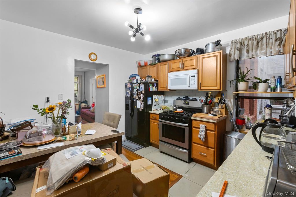 350 E 51st Street, Brooklyn, NY 11203 — photo 3