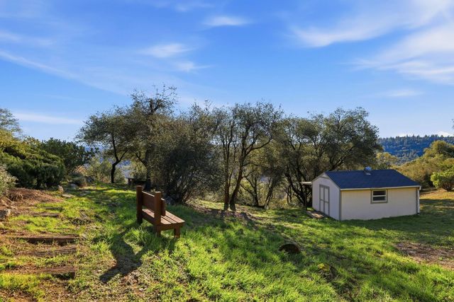 5045 Free Fox Ln, Placerville, CA 95667