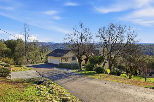 5045 Free Fox Ln, Placerville, CA 95667