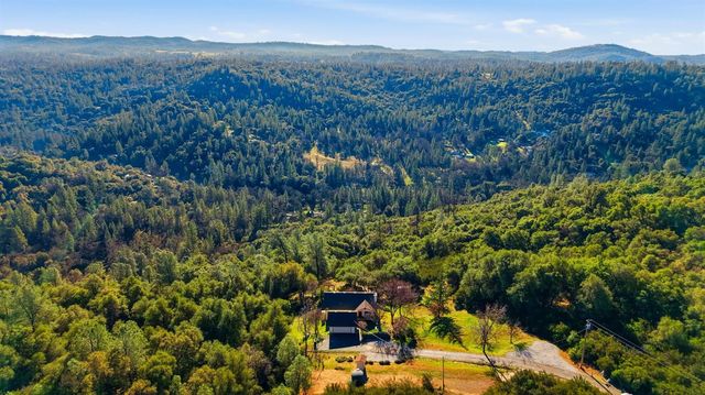 5045 Free Fox Ln, Placerville, CA 95667