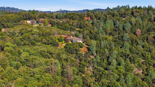 5045 Free Fox Ln, Placerville, CA 95667
