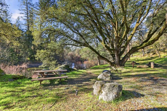 5045 Free Fox Ln, Placerville, CA 95667