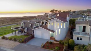 211 Washington Boulevard, Half Moon Bay, CA 94019