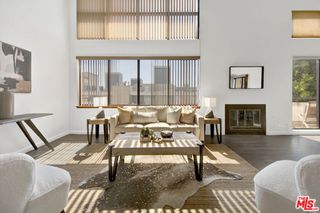 1647 Veteran Avenue E, Los Angeles, CA 90024