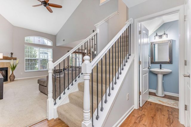 81 Lakes at Cheshire Drive, Delaware, OH 43015