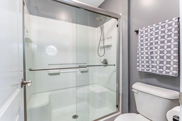 81 Lakes at Cheshire Drive, Delaware, OH 43015