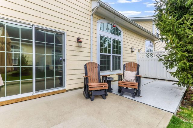 81 Lakes at Cheshire Drive, Delaware, OH 43015