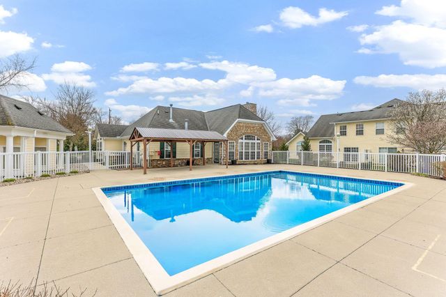 81 Lakes at Cheshire Drive, Delaware, OH 43015