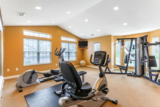 81 Lakes at Cheshire Drive, Delaware, OH 43015