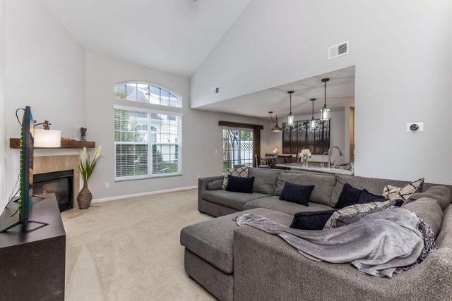 81 Lakes at Cheshire Drive, Delaware, OH 43015