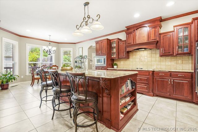 11748 S Canton Avenue, Tulsa, OK 74137