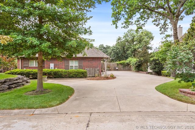 11748 S Canton Avenue, Tulsa, OK 74137