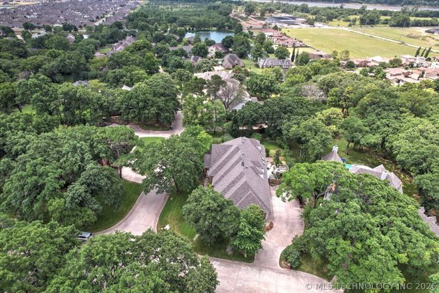 11748 S Canton Avenue, Tulsa, OK 74137