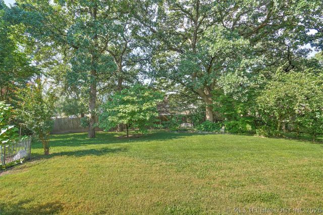 11748 S Canton Avenue, Tulsa, OK 74137