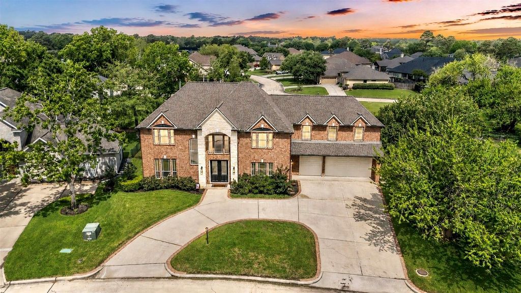 15 Winterhaven Lane, Montgomery, TX 77356