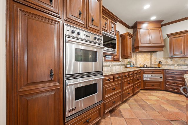 2454 380 W State Highway, Jacksboro, TX 76458