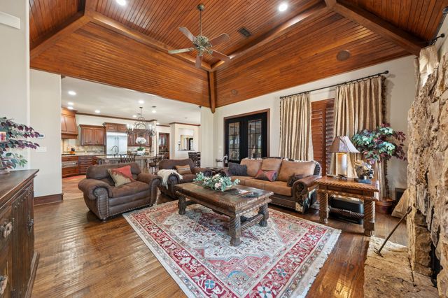 2454 380 W State Highway, Jacksboro, TX 76458
