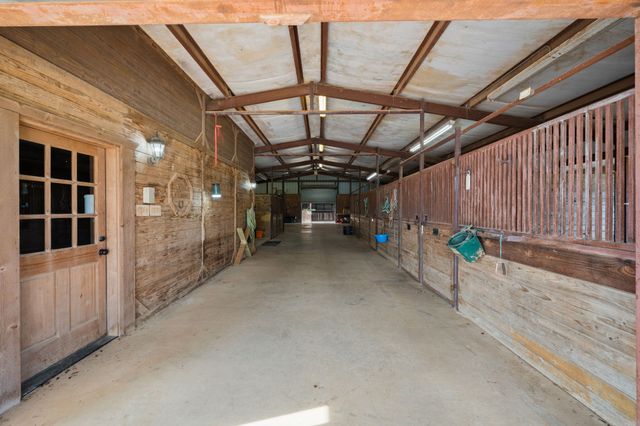 2454 380 W State Highway, Jacksboro, TX 76458