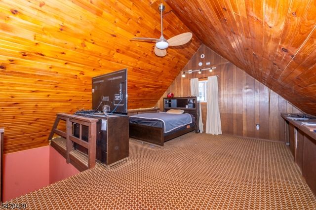 31 Plum Tree Rd, Vernon Twp., NJ 07462