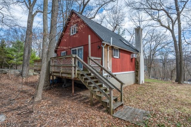 31 Plum Tree Rd, Vernon Twp., NJ 07462