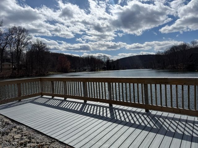 31 Plum Tree Rd, Vernon Twp., NJ 07462