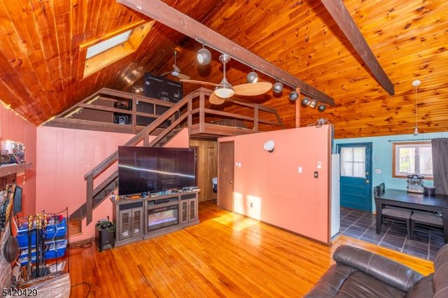 31 Plum Tree Rd, Vernon Twp., NJ 07462