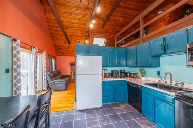 31 Plum Tree Rd, Vernon Twp., NJ 07462