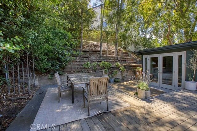 3122 Oakcrest, Los Angeles, CA 90068