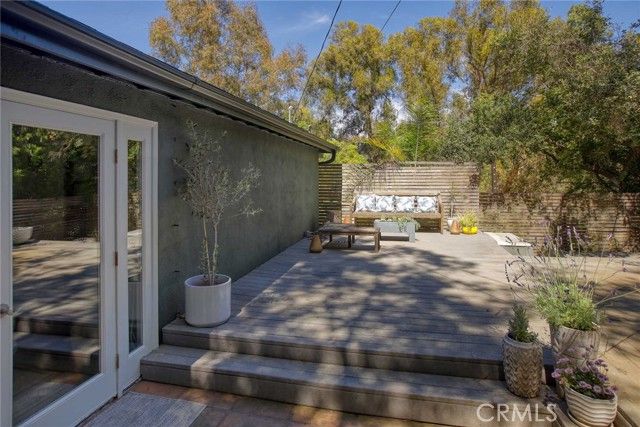3122 Oakcrest, Los Angeles, CA 90068