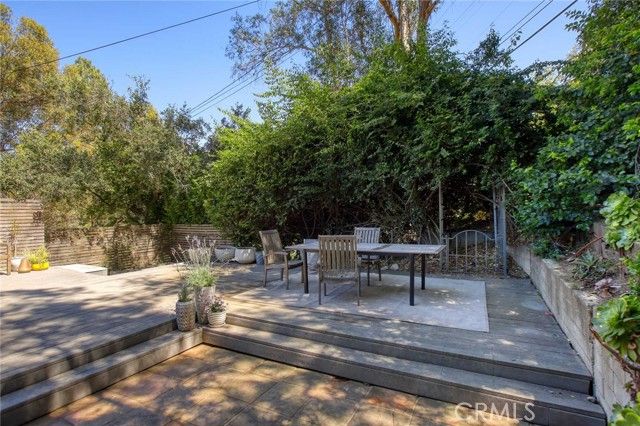 3122 Oakcrest, Los Angeles, CA 90068