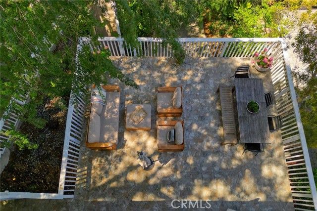 3122 Oakcrest, Los Angeles, CA 90068
