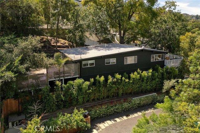 3122 Oakcrest, Los Angeles, CA 90068