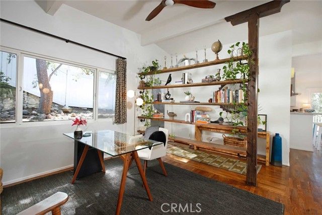 3122 Oakcrest, Los Angeles, CA 90068