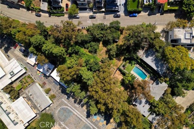 3122 Oakcrest, Los Angeles, CA 90068