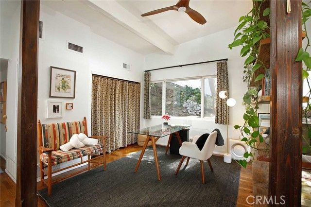 3122 Oakcrest, Los Angeles, CA 90068