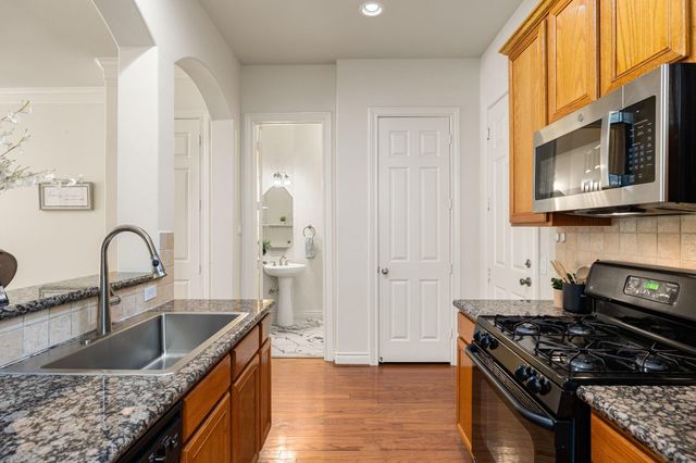 9036 Lakes At 610 Drive, Houston, TX 77054