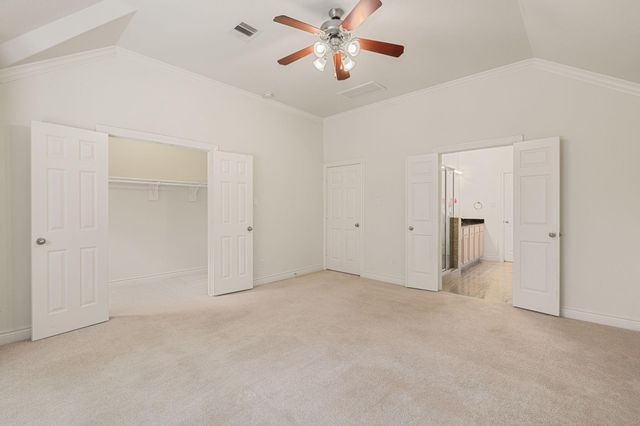9036 Lakes At 610 Drive, Houston, TX 77054